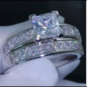 Women’s 14k white gold Wedding Ring & wedding band